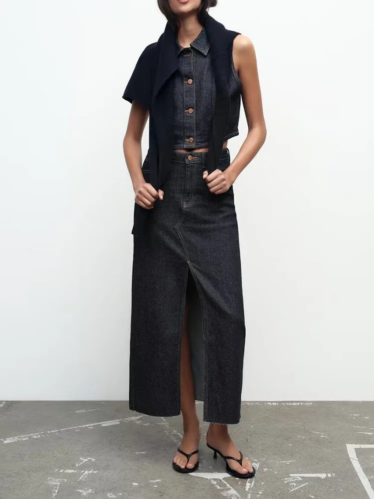 Summer New Women's Faion Set with Turn-down Collar Svel Vest And Midi Denim Skirt Button Wearing Two-piece Suit
Summer New Women's Faion Set with Turn-down Collar Svel Vest And Midi Denim Skirt Button Wearing Two-piece Suit