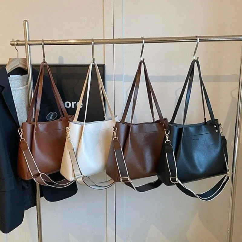 Leather Diaper Bag Original Retro Textured Square Satchels Vintage Shoulder Bag For Ladies Shopping Party Large Capacity
Leather Diaper Bag Original Retro Textured Square Satchels Vintage Shoulder Bag For Ladies Shopping Party Large Capacity