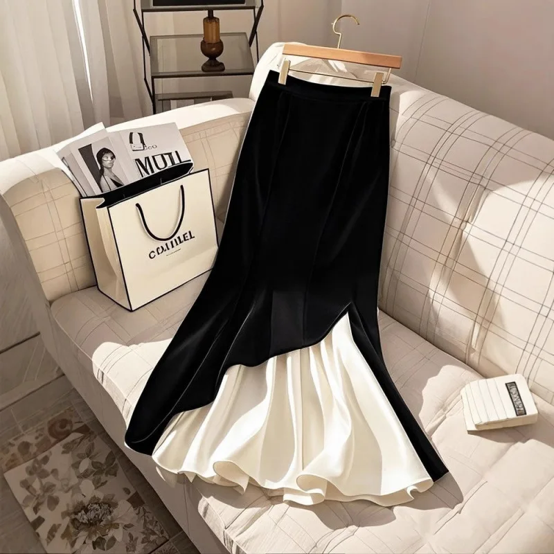 Trendy Hot-Selling High-End Unique Super Beautiful Black Velvet Patchwork High- A-Line Skirt For Autumn And Winter
Trendy Hot-Selling High-End Unique Super Beautiful Black Velvet Patchwork High- A-Line Skirt For Autumn And Winter