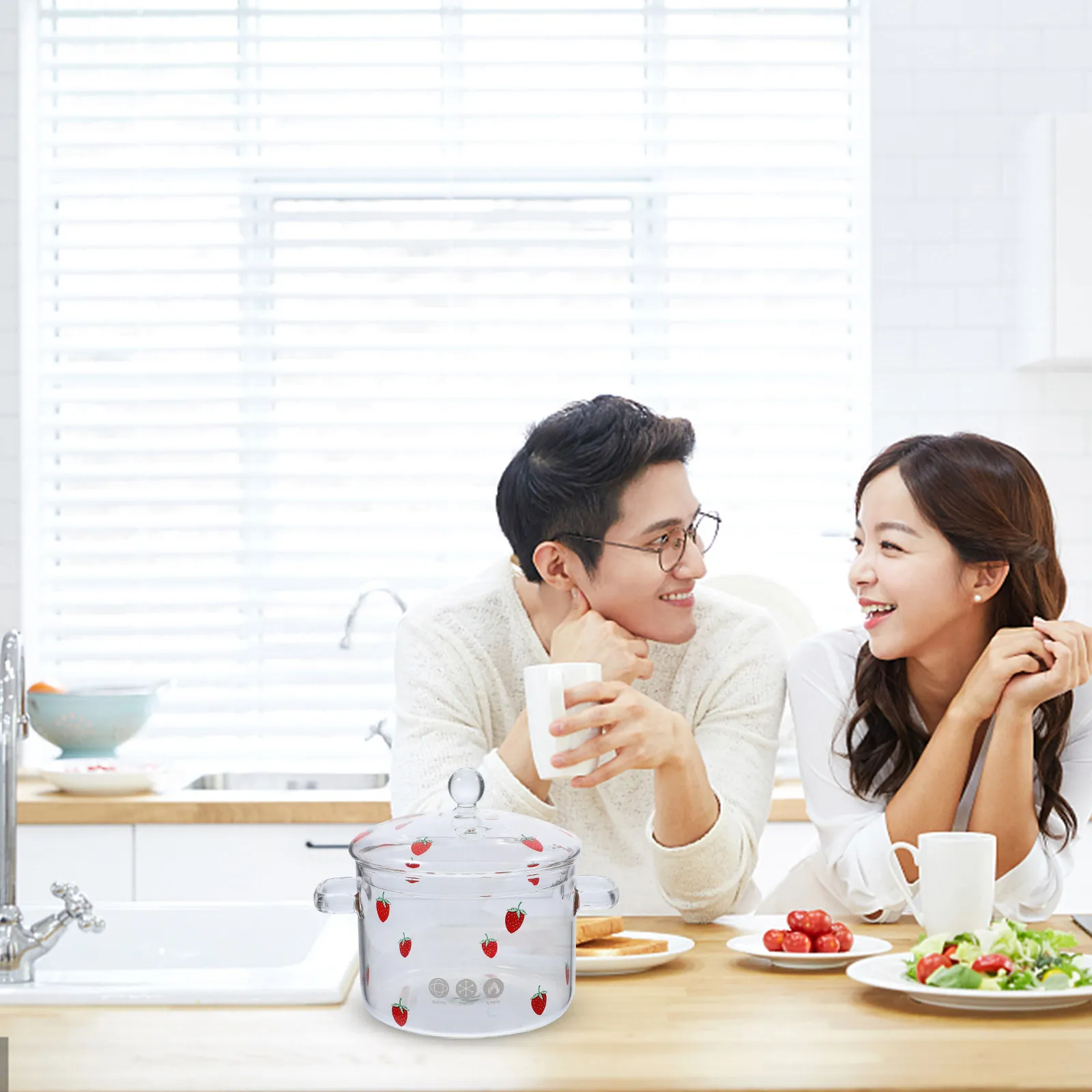 High Borosilicate Glass Soup Pot with Lid Double Handle Clear Transparent Kitchen Pot for Soup Ramen Noodles Household Cooking
High Borosilicate Glass Soup Pot with Lid Double Handle Clear Transparent Kitchen Pot for Soup Ramen Noodles Household Cooking