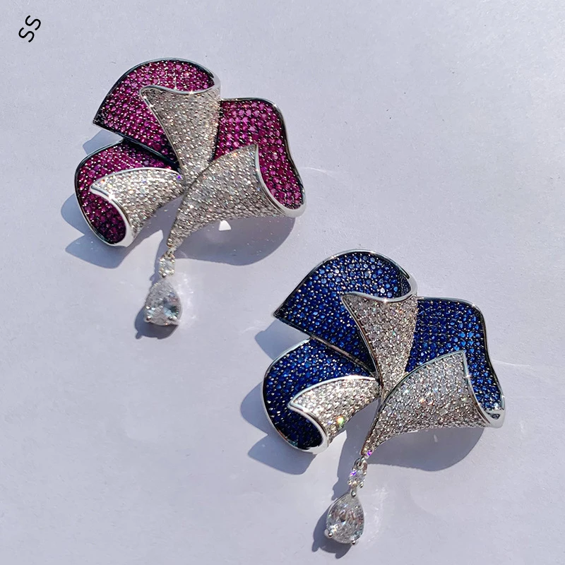 Light luxury Senior Heavy Handmade Brooches Sentimental Flower Corsage Delicate Accessories Garment Pins for Elders Gift
Light luxury Senior Heavy Handmade Brooches Sentimental Flower Corsage Delicate Accessories Garment Pins for Elders Gift