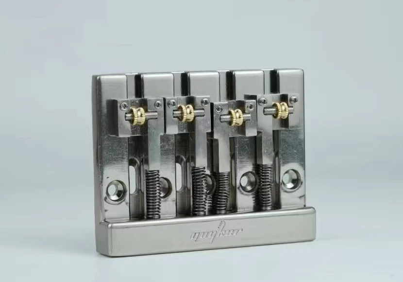 Bass bridge, ball saddle, 4/5 string series
Bass bridge, ball saddle, 4/5 string series