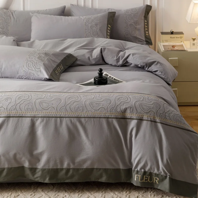 High-end heavy industry embroidery bed four-piece set of 100 washed cotton quilt cover mattress model
High-end heavy industry embroidery bed four-piece set of 100 washed cotton quilt cover mattress model