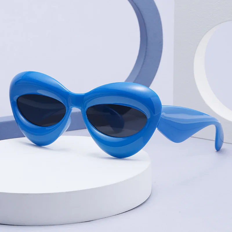 2023 Trendy Women Candy Color Sunglasses Goggle Men Punk Hip Hop Shades Luxury Brand Sun Glasses Female Oculos De Solчки красные
2023 Trendy Women Candy Color Sunglasses Goggle Men Punk Hip Hop Shades Luxury Brand Sun Glasses Female Oculos De Solчки красные