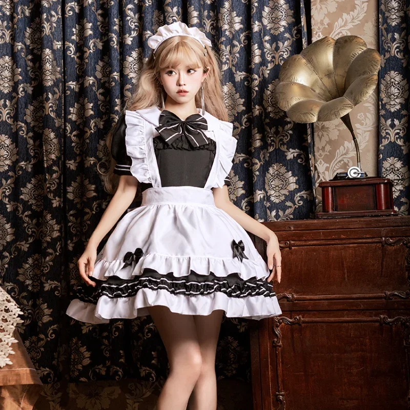 Лолита gothique Аниме Горничная Косплей Костюм pour femme, нуар, blanc, café doux, serveuse, jeu de escrit
Лолита gothique Аниме Горничная Косплей Костюм pour femme, нуар, blanc, café doux, serveuse, jeu de escrit