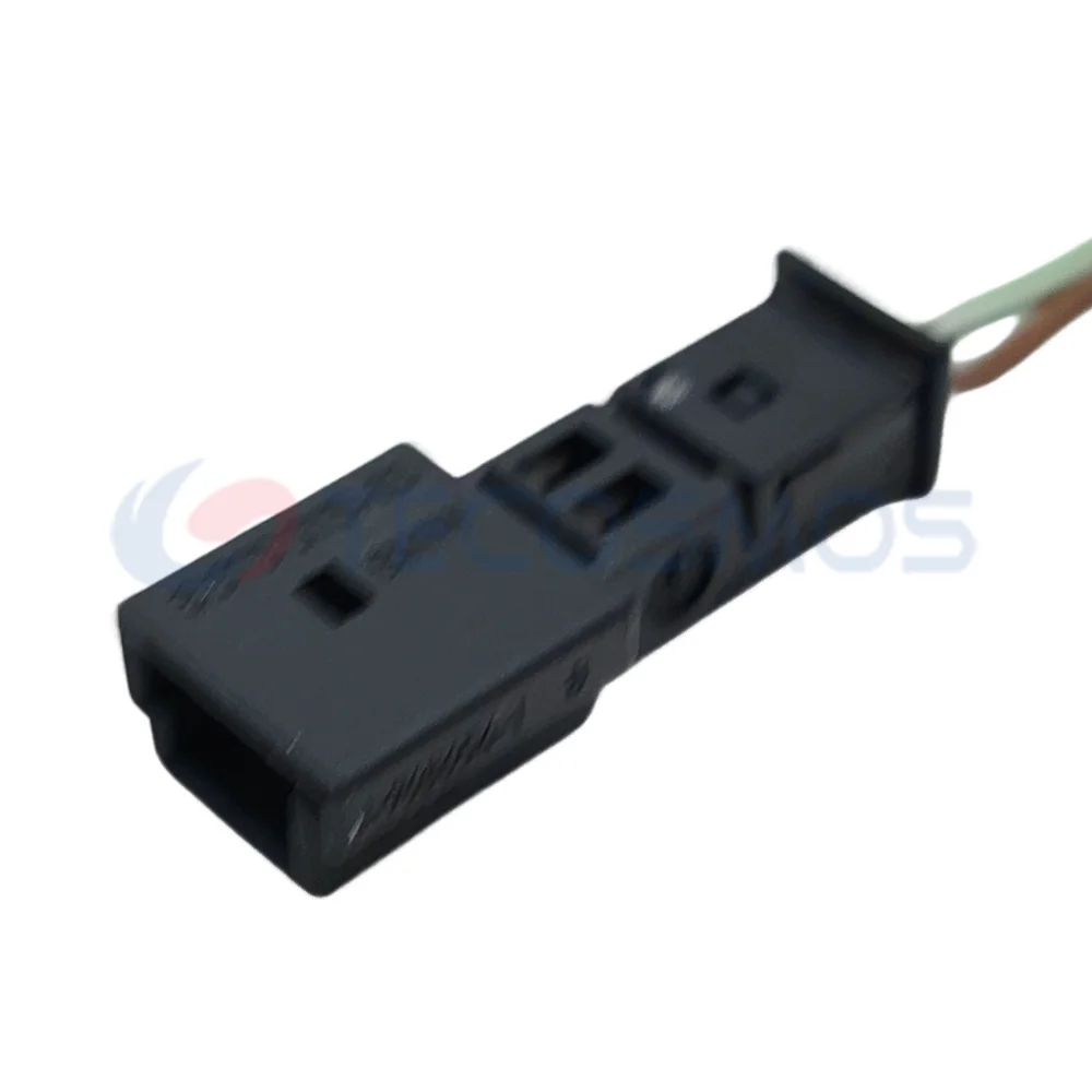 2-контактный гнездовой автомобильный разъем с высоким звуковым сигналом, вилка жгута проводов 1-1718333-1 1-1452577-1 1-968699-1 для Benz BMW VW Audi
2-контактный гнездовой автомобильный разъем с высоким звуковым сигналом, вилка жгута проводов 1-1718333-1 1-1452577-1 1-968699-1 для Benz BMW VW Audi