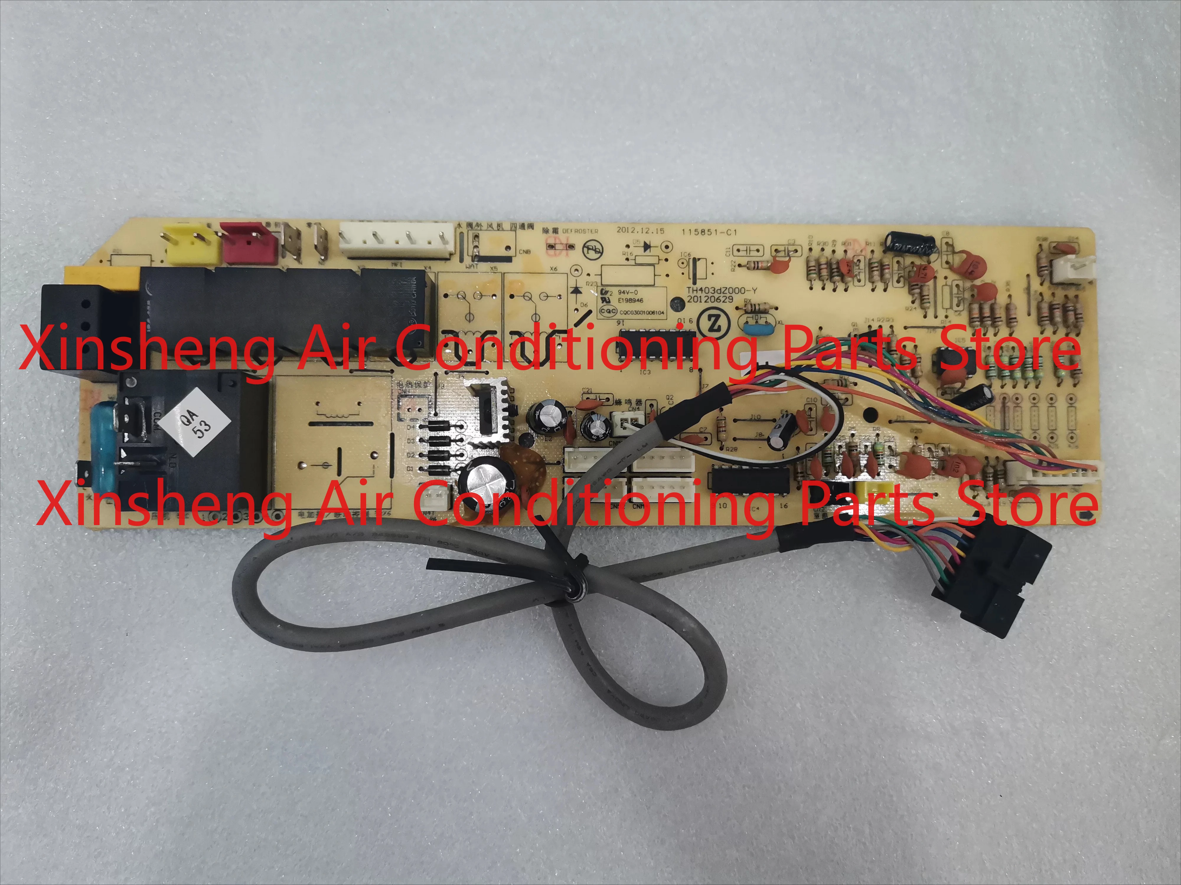 Suitable for Chigo central air conditioning main board SZKF-50QM.DK 803300300662 TH403dZ000-Y
Suitable for Chigo central air conditioning main board SZKF-50QM.DK 803300300662 TH403dZ000-Y