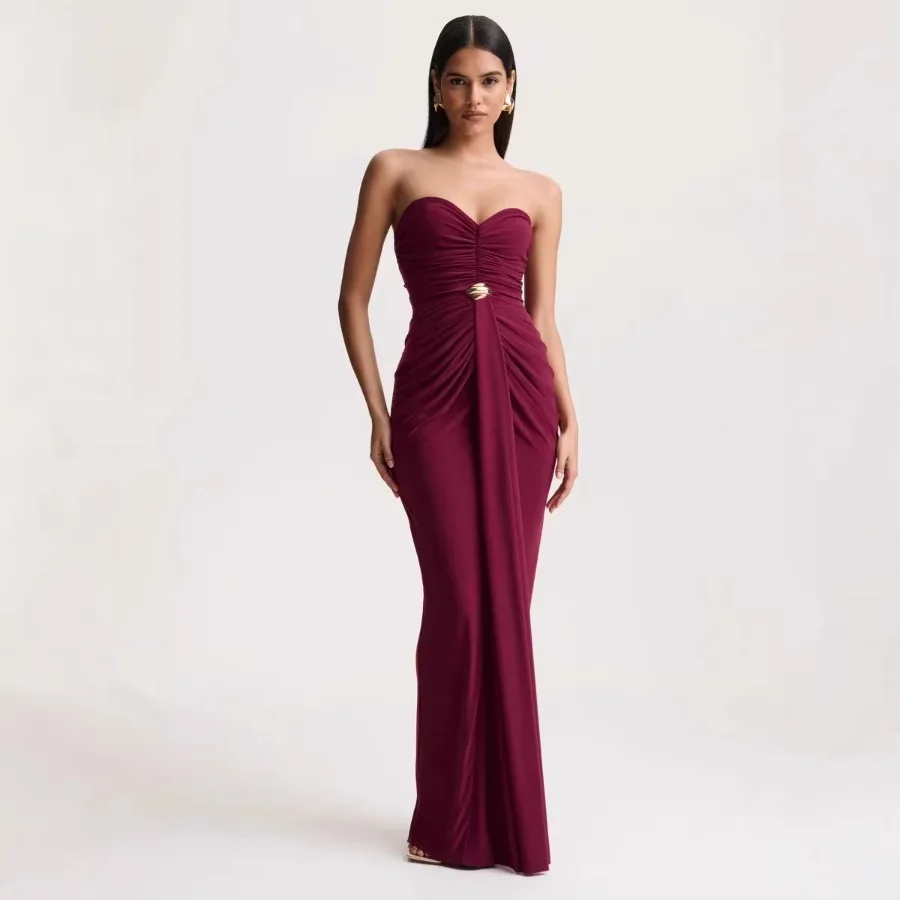 【New style】Women's clothing new style temperament chest wrap and folded three-dimensional design high-end backless long dress
【New style】Women's clothing new style temperament chest wrap and folded three-dimensional design high-end backless long dress
