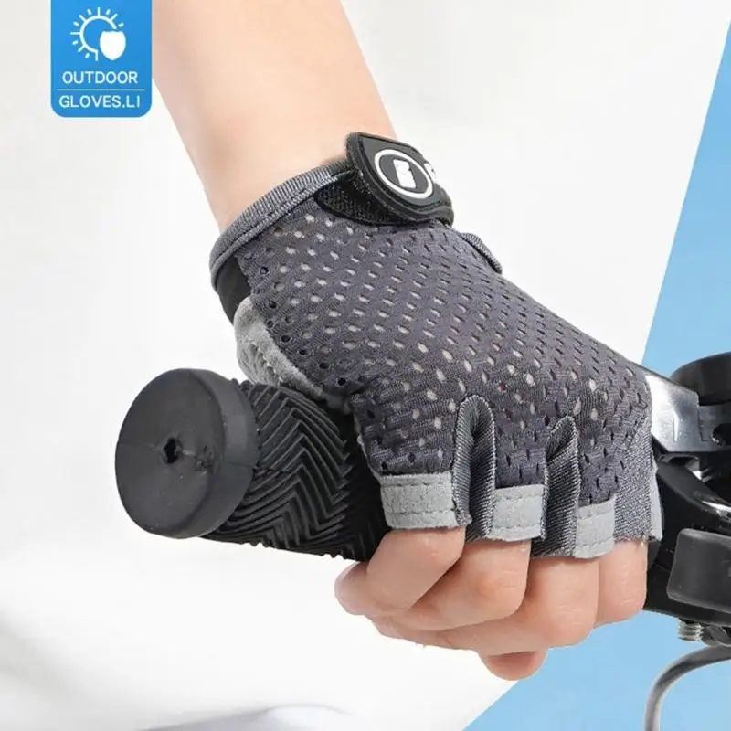 652F Children Protective Cycling Glove Sweat Resistant Comfortable Half Finger Gloves For Kids Biking Scooter Skateboarding
652F Children Protective Cycling Glove Sweat Resistant Comfortable Half Finger Gloves For Kids Biking Scooter Skateboarding