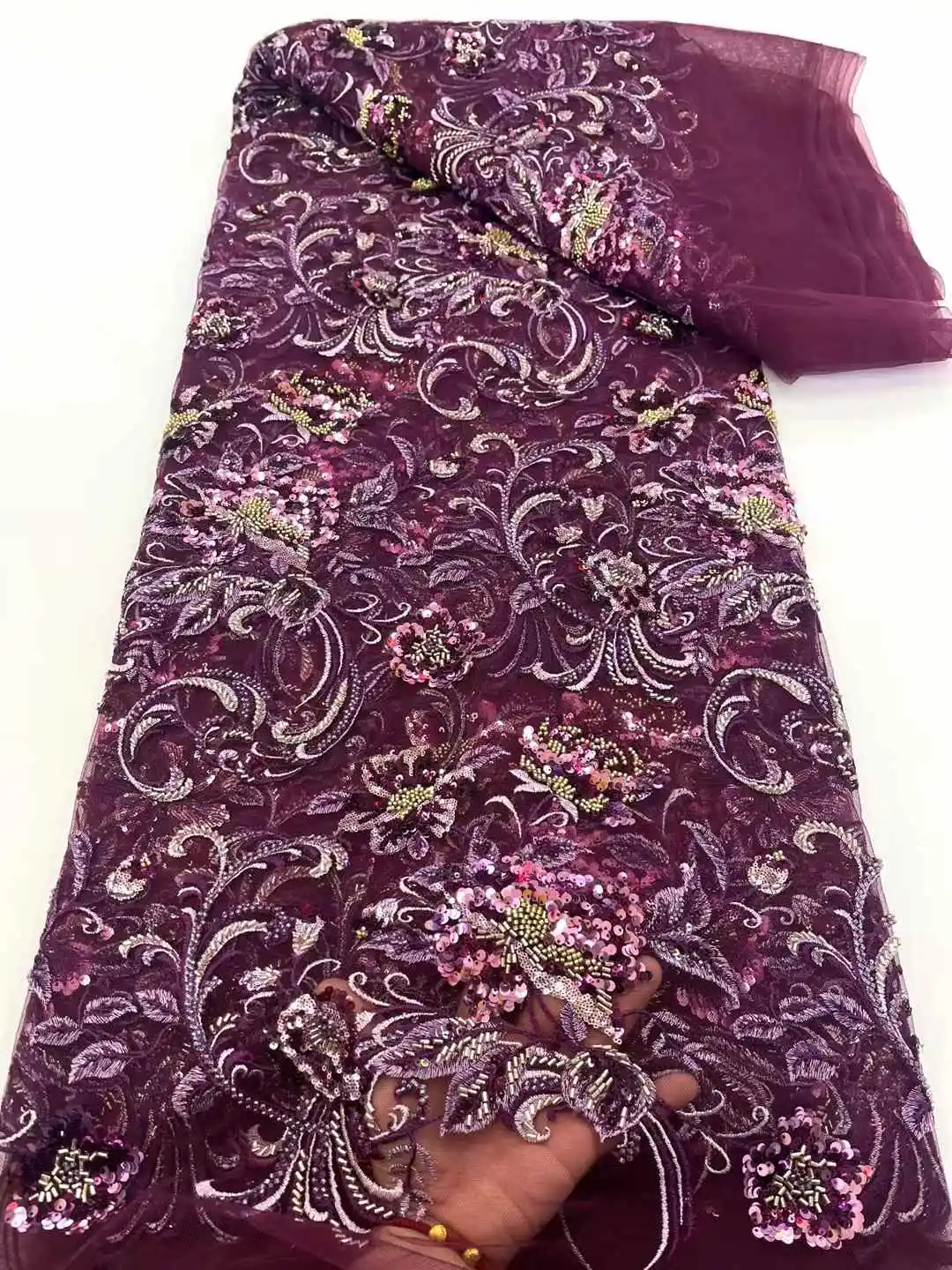 African Luxury Sequins Beaded Lace Fabric 2025 High Quality Sequence Embroidery French Nigerian Lace Fabric for Wedding Dress
African Luxury Sequins Beaded Lace Fabric 2025 High Quality Sequence Embroidery French Nigerian Lace Fabric for Wedding Dress
