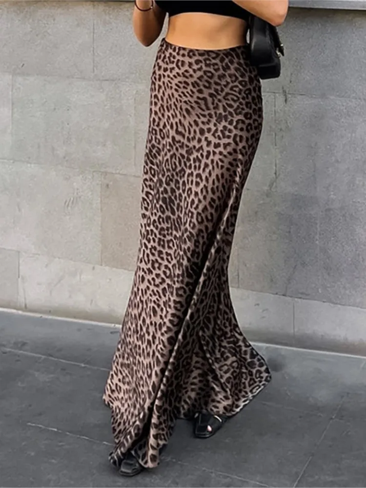 Сексуальная женская одежда: юбка с леопардовым принтом, модная юбка А-силуэта, длинная, универсальная, простая, облегающая, повседневная, элегантная.
Сексуальная женская одежда: юбка с леопардовым принтом, модная юбка А-силуэта, длинная, универсальная, простая, облегающая, повседневная, элегантная.