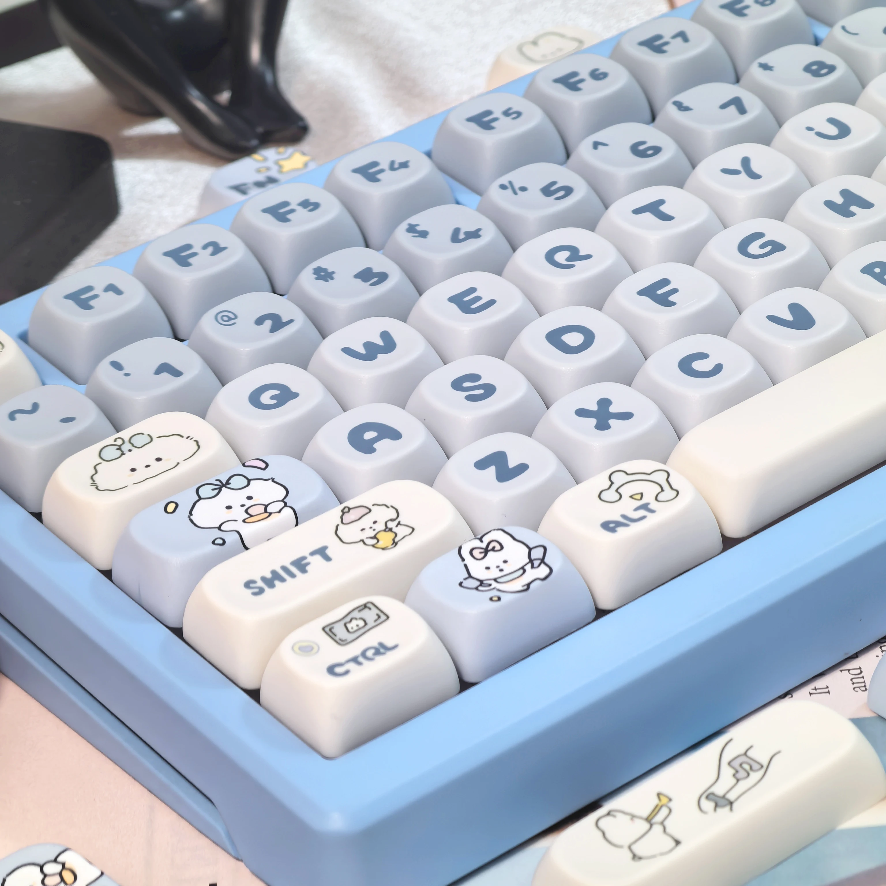 Cute Rabbit Cartoon Blue Keycap Theme 112Key MOA PBT Sublimation For 64.75.84.68.87.98.104.108 Diy Keyboard Spotted Puppy Keycap
Cute Rabbit Cartoon Blue Keycap Theme 112Key MOA PBT Sublimation For 64.75.84.68.87.98.104.108 Diy Keyboard Spotted Puppy Keycap