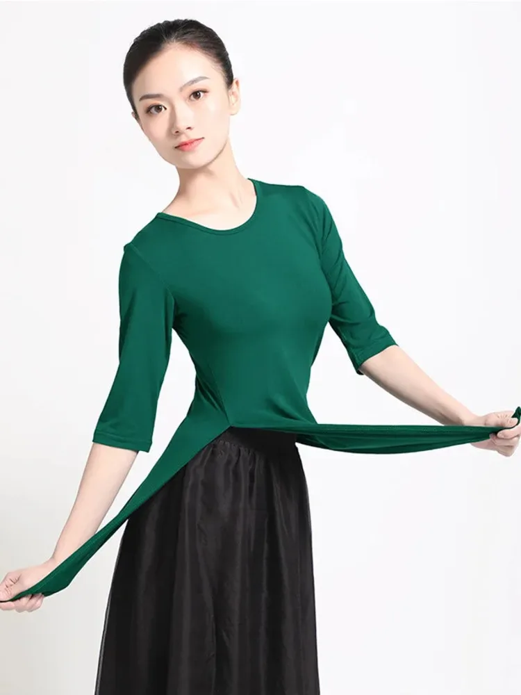 Solid Color Ballet Dance Top with Round Neck, Half Sleeves and Side Slit – Slim Fit Stage Performance Shirt
Solid Color Ballet Dance Top with Round Neck, Half Sleeves and Side Slit – Slim Fit Stage Performance Shirt