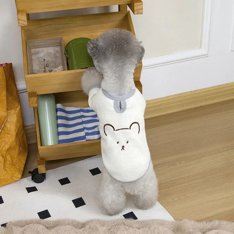 Line Bear Pet Vest Spring and Summer Dog Comfort Breathable Clothes Cute Puppy Clothing Teddy Two-legged pullover
Line Bear Pet Vest Spring and Summer Dog Comfort Breathable Clothes Cute Puppy Clothing Teddy Two-legged pullover