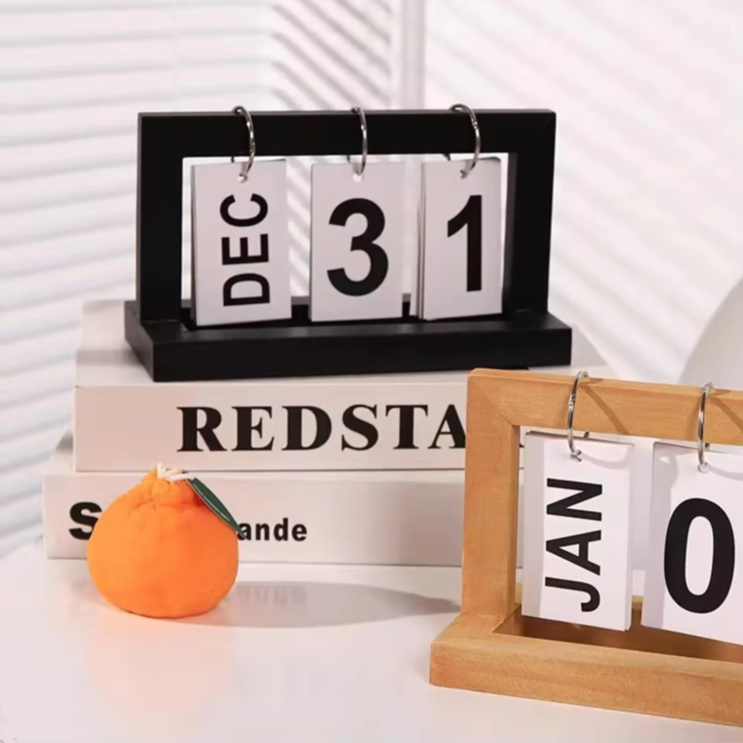 12*20.5*9cm Nordic Wooden Manual Page Turning Calendar Ornaments Office Desktop Decoration Date Card Photo Props Quran Flatback
12*20.5*9cm Nordic Wooden Manual Page Turning Calendar Ornaments Office Desktop Decoration Date Card Photo Props Quran Flatback