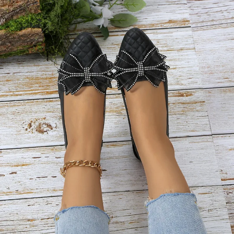 Женская обувь. 2025 г. Женские туфли на высоком каблуке. Лидер продаж. Повседневные туфли-лодочки с кристаллами и галстуком-бабочкой. Сандалии без шнуровки на танкетке.
Женская обувь. 2025 г. Женские туфли на высоком каблуке. Лидер продаж. Повседневные туфли-лодочки с кристаллами и галстуком-бабочкой. Сандалии без шнуровки на танкетке.