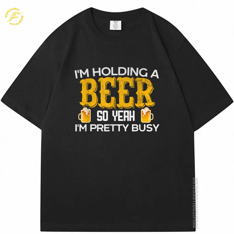 Funny I'M Holding A Beer So Yeah I'M Pretty Busy Oversized T-Shirt Men's Shirt Man Clothing Vêtement Homme 2025 Hot Tee
Funny I'M Holding A Beer So Yeah I'M Pretty Busy Oversized T-Shirt Men's Shirt Man Clothing Vêtement Homme 2025 Hot Tee