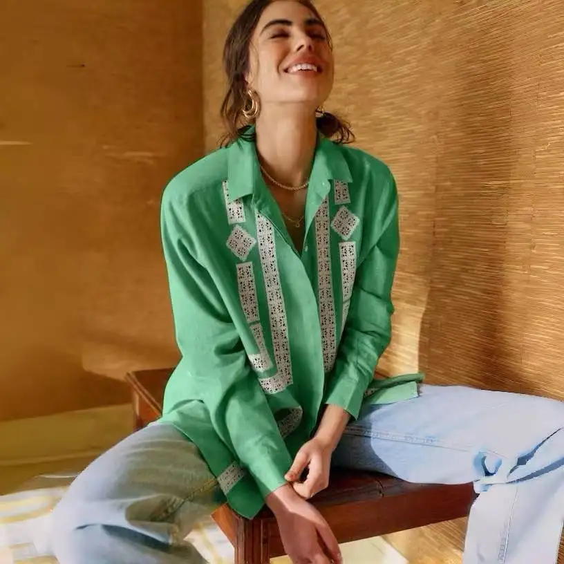 Rare High-End Green Paris Seza Embroidered Linen Shirt Vintage Style Loose Fit Long Sleeve UV Protection Pure Color Button down
Rare High-End Green Paris Seza Embroidered Linen Shirt Vintage Style Loose Fit Long Sleeve UV Protection Pure Color Button down