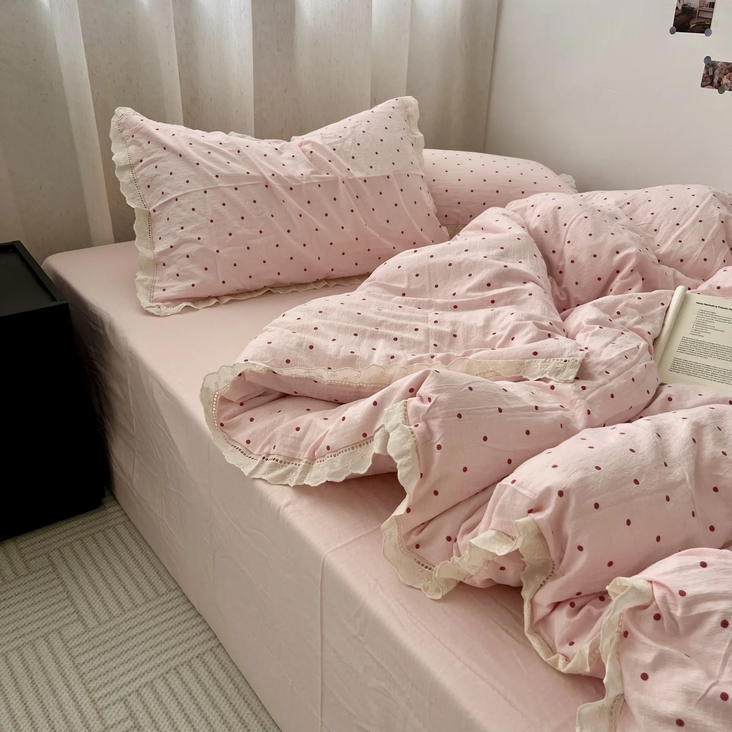 Pink Polka Dot Lace Waed Cotton Bedding Set Tee Piece Pure Cotton Student Duvet Cover Cotton Quilt Cover All Cotton eet
Pink Polka Dot Lace Waed Cotton Bedding Set Tee Piece Pure Cotton Student Duvet Cover Cotton Quilt Cover All Cotton eet