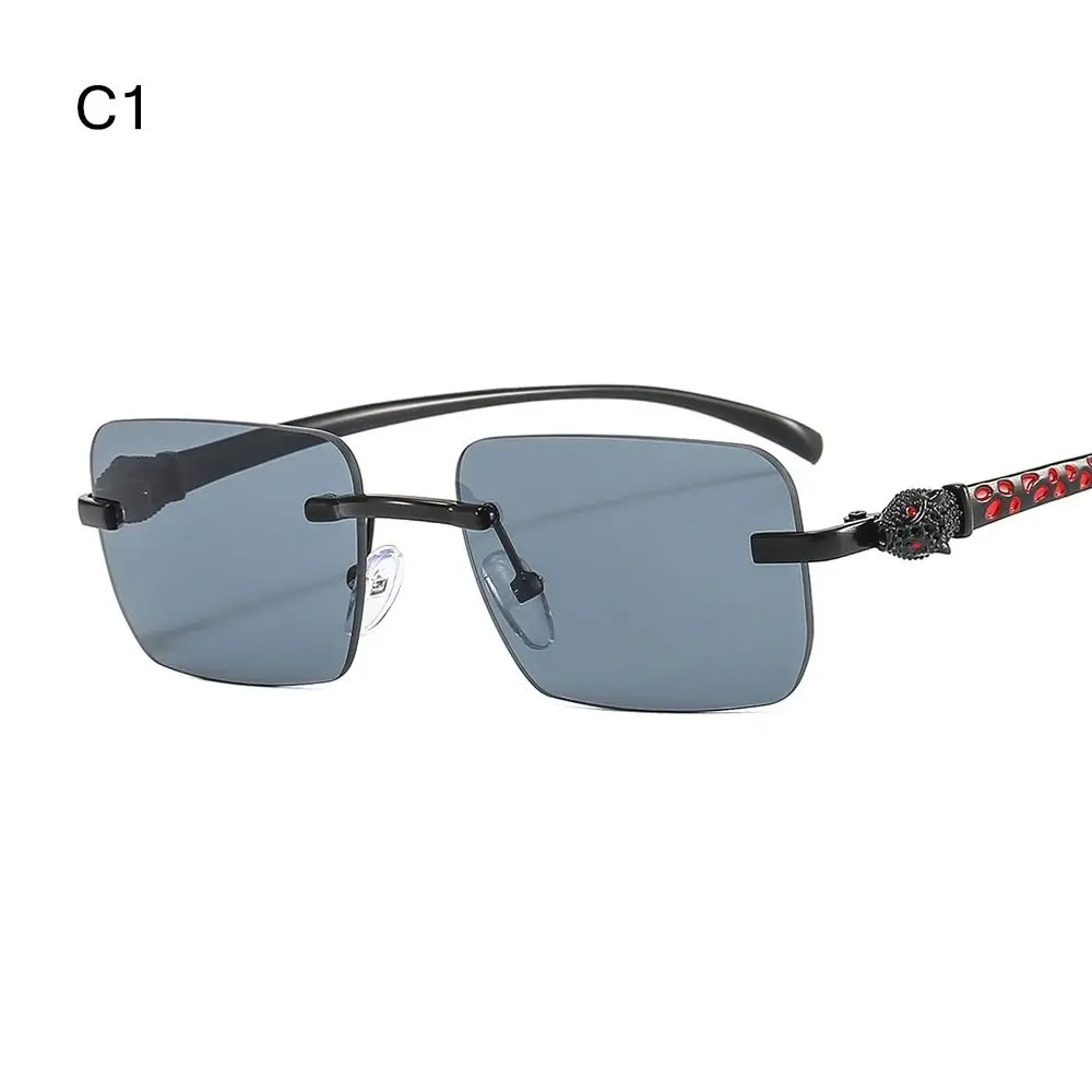 Rimless Leopard Head Decorated Sunglasses Gradient UV Protection Rectangular Sun Glasses Street Shooting Eyewear for Women
Rimless Leopard Head Decorated Sunglasses Gradient UV Protection Rectangular Sun Glasses Street Shooting Eyewear for Women