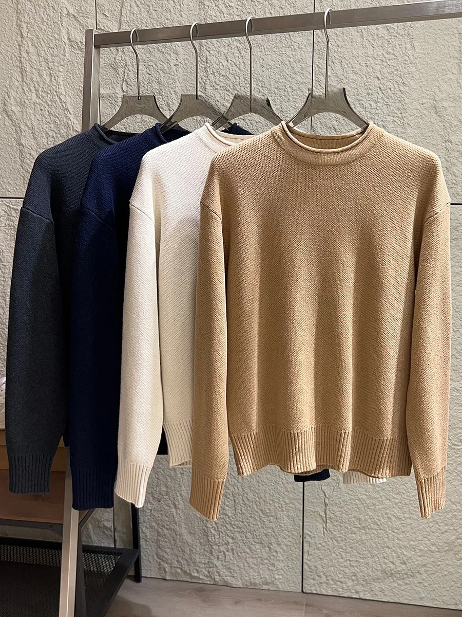 Italian Luxury Thick Knitwear Men's round Neck Sweater Breathable Elastic Winter Fashion Urban Style Warm Long Sleeve Top
Italian Luxury Thick Knitwear Men's round Neck Sweater Breathable Elastic Winter Fashion Urban Style Warm Long Sleeve Top