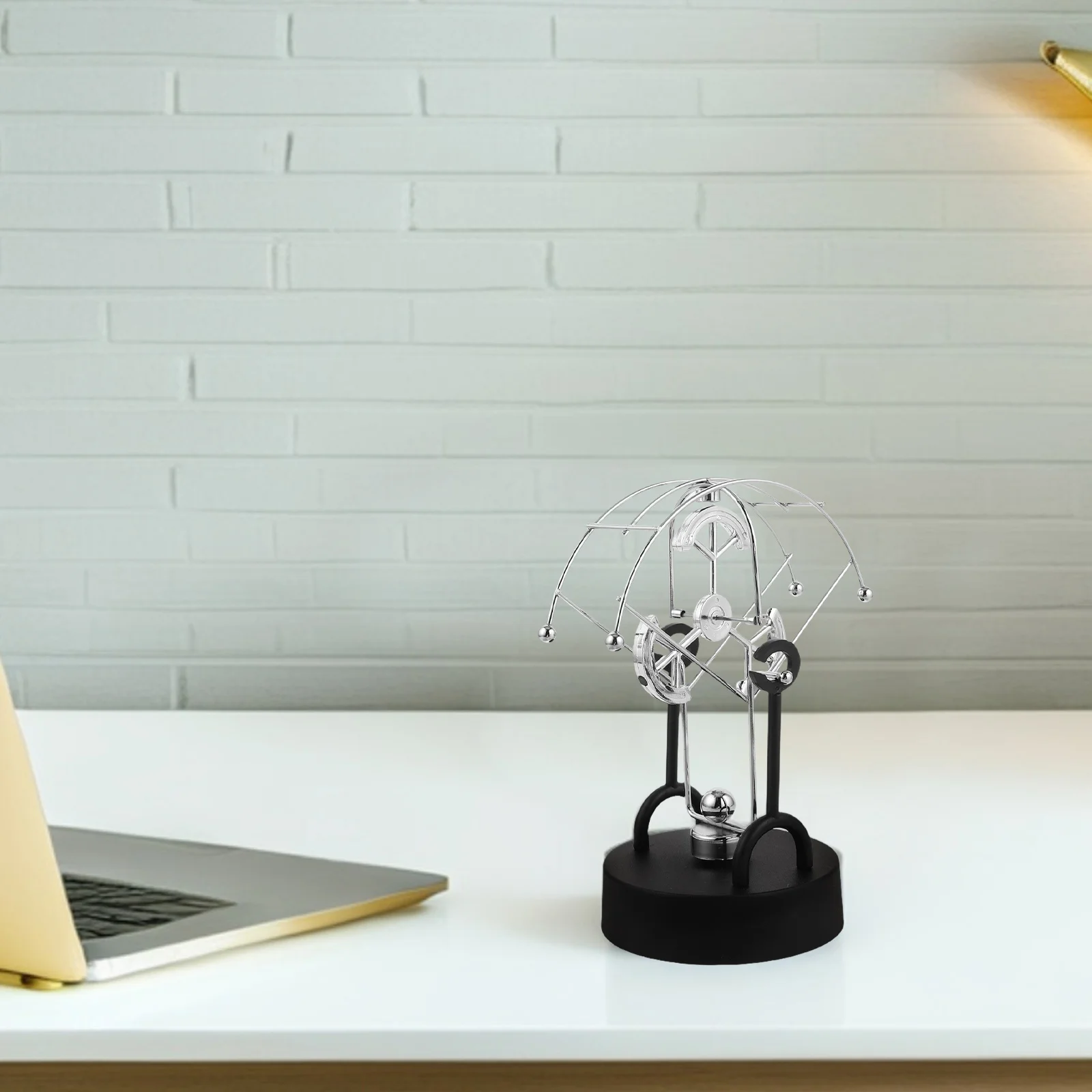 Walker Perpetual Desk Ornaments Metal Craft Creative Desk Perpetual Toys Triangular Toys Office Decor Science Accessories
Walker Perpetual Desk Ornaments Metal Craft Creative Desk Perpetual Toys Triangular Toys Office Decor Science Accessories