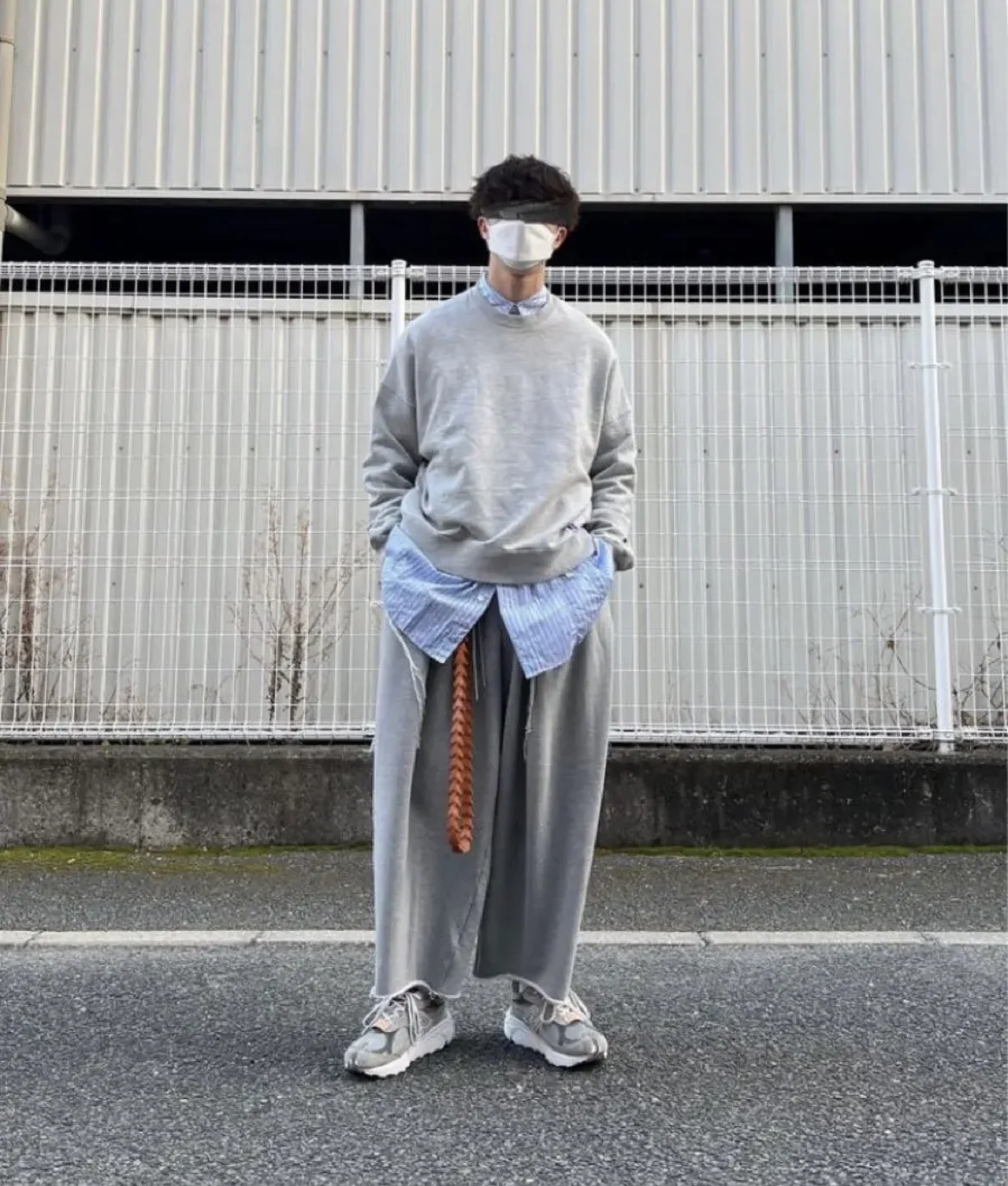 Visvim Kofu ey Loopba Fabric Loose Pleated Sweatpants Youthful Vital Sle Four Seasons Thin Cotton 00% Casual Trousers
Visvim Kofu ey Loopba Fabric Loose Pleated Sweatpants Youthful Vital Sle Four Seasons Thin Cotton 00% Casual Trousers