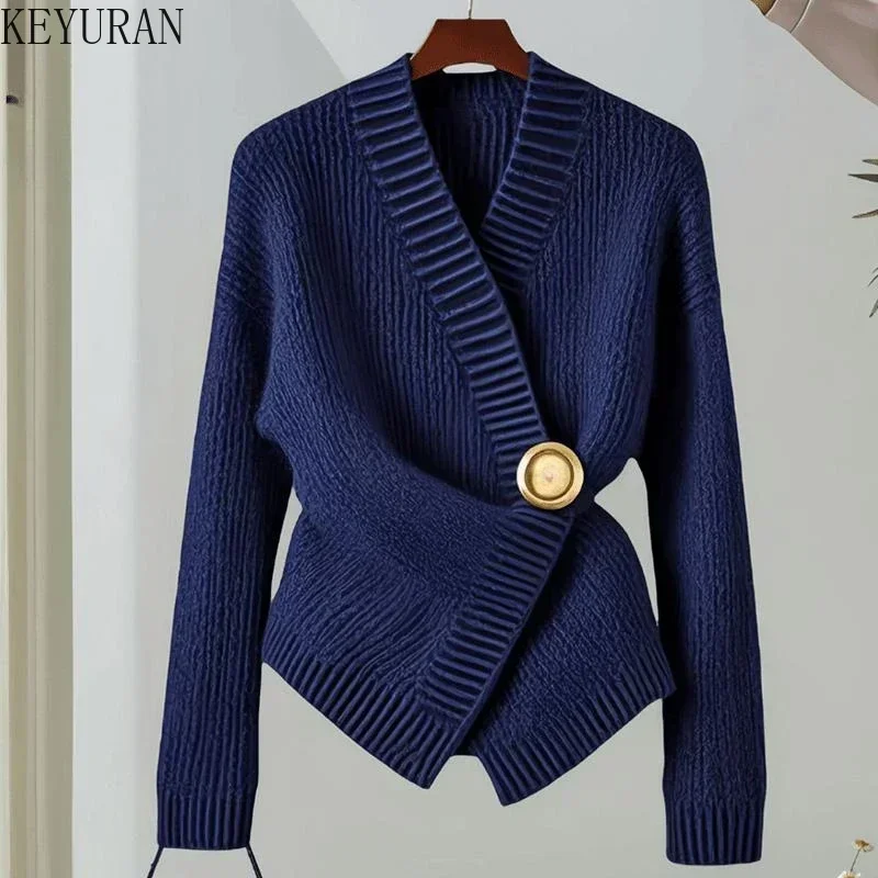 Navy Blue Irregular V-neck Slim Waist Knitted Sweater Women's Clothing 2025 New Autumn Winter French Long Sleeve Knitwear Tops
Navy Blue Irregular V-neck Slim Waist Knitted Sweater Women's Clothing 2025 New Autumn Winter French Long Sleeve Knitwear Tops