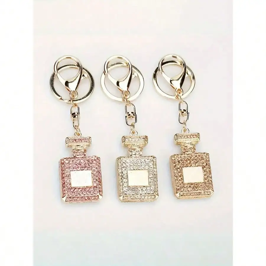 Creative And Fashionable Rhinestone Car Pendant Keychain Rhinestone Perfume Bottle Ladies Bag Pendant Accessories Bridesmaid Gifts
Creative And Fashionable Rhinestone Car Pendant Keychain Rhinestone Perfume Bottle Ladies Bag Pendant Accessories Bridesmaid Gifts