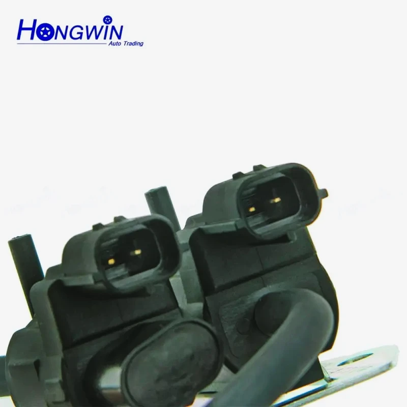PL-Válvula Solenoi Control embrague rueda libre para Mitsubishi Pajero, Montero, Shogun 4th, IV, 2006-2014, 8657A031,
PL-Válvula Solenoi Control embrague rueda libre para Mitsubishi Pajero, Montero, Shogun 4th, IV, 2006-2014, 8657A031,