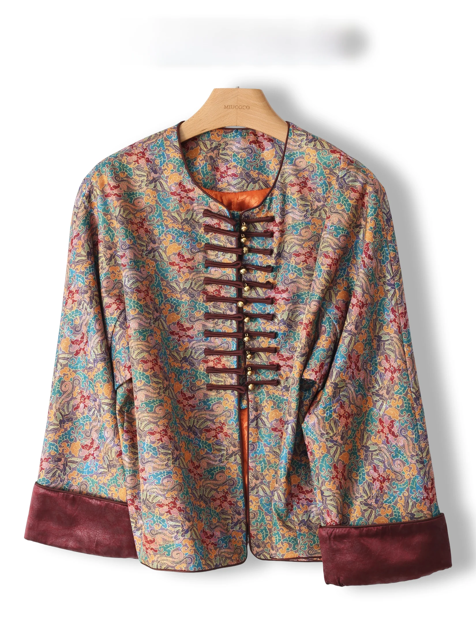 New Chinese Style Satin round Neck Button up Long Sleeve Song Jin Embroidery High End Feel Top Women's Outerwear Jacket
New Chinese Style Satin round Neck Button up Long Sleeve Song Jin Embroidery High End Feel Top Women's Outerwear Jacket