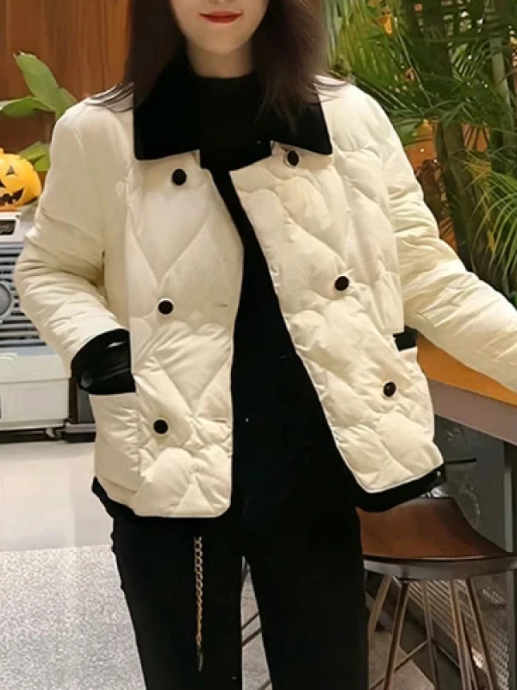 Модное хлопковое пальто с воротником для женщин, в стиле маленькой французской элегантности, зимнее, новинка, корейский свободный крой
Модное хлопковое пальто с воротником для женщин, в стиле маленькой французской элегантности, зимнее, новинка, корейский свободный крой