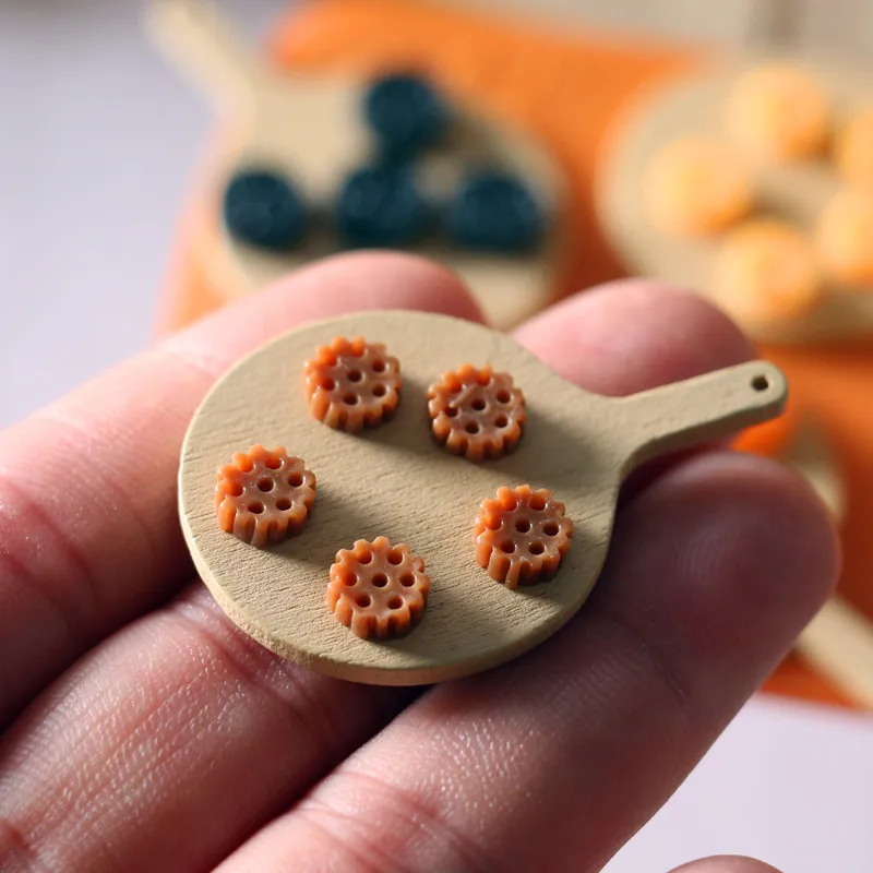 1set Mini Cookie Biscuit Tray Bakery Dollhouse Miniature Baked Kitchen Scene Miniature Model Accessories Home Decor Decoration
1set Mini Cookie Biscuit Tray Bakery Dollhouse Miniature Baked Kitchen Scene Miniature Model Accessories Home Decor Decoration