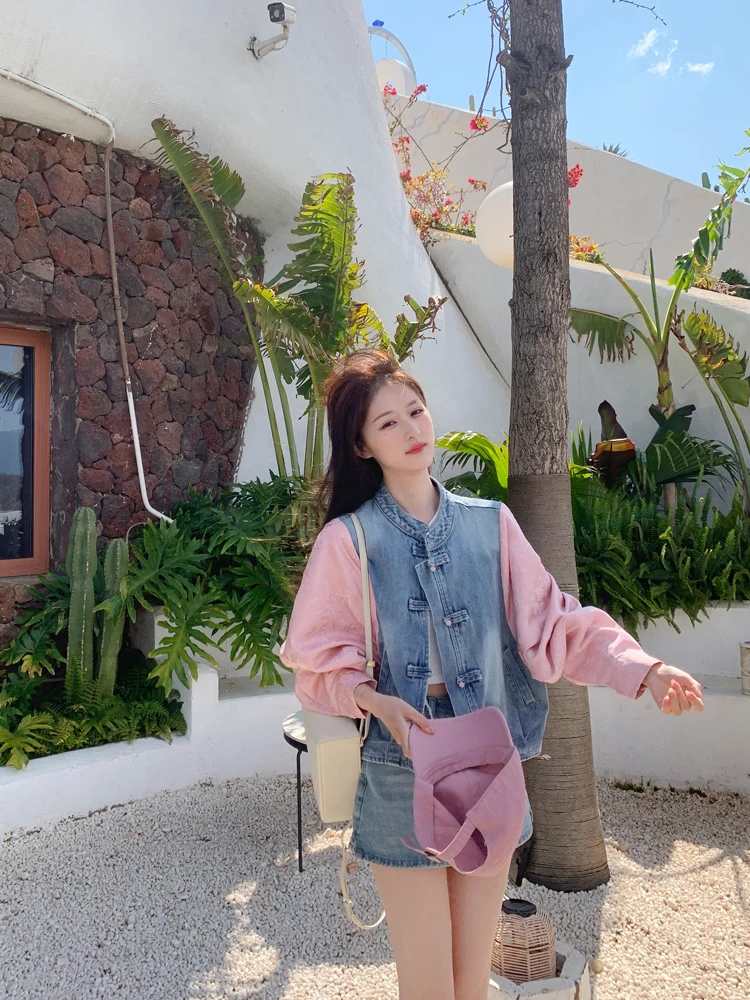 Juicecola Retro Chinese Sle Spliced Button Denim Jaet Women's Ele Slimming Top Trendy ort Coat Polyester Fiber
Juicecola Retro Chinese Sle Spliced Button Denim Jaet Women's Ele Slimming Top Trendy ort Coat Polyester Fiber