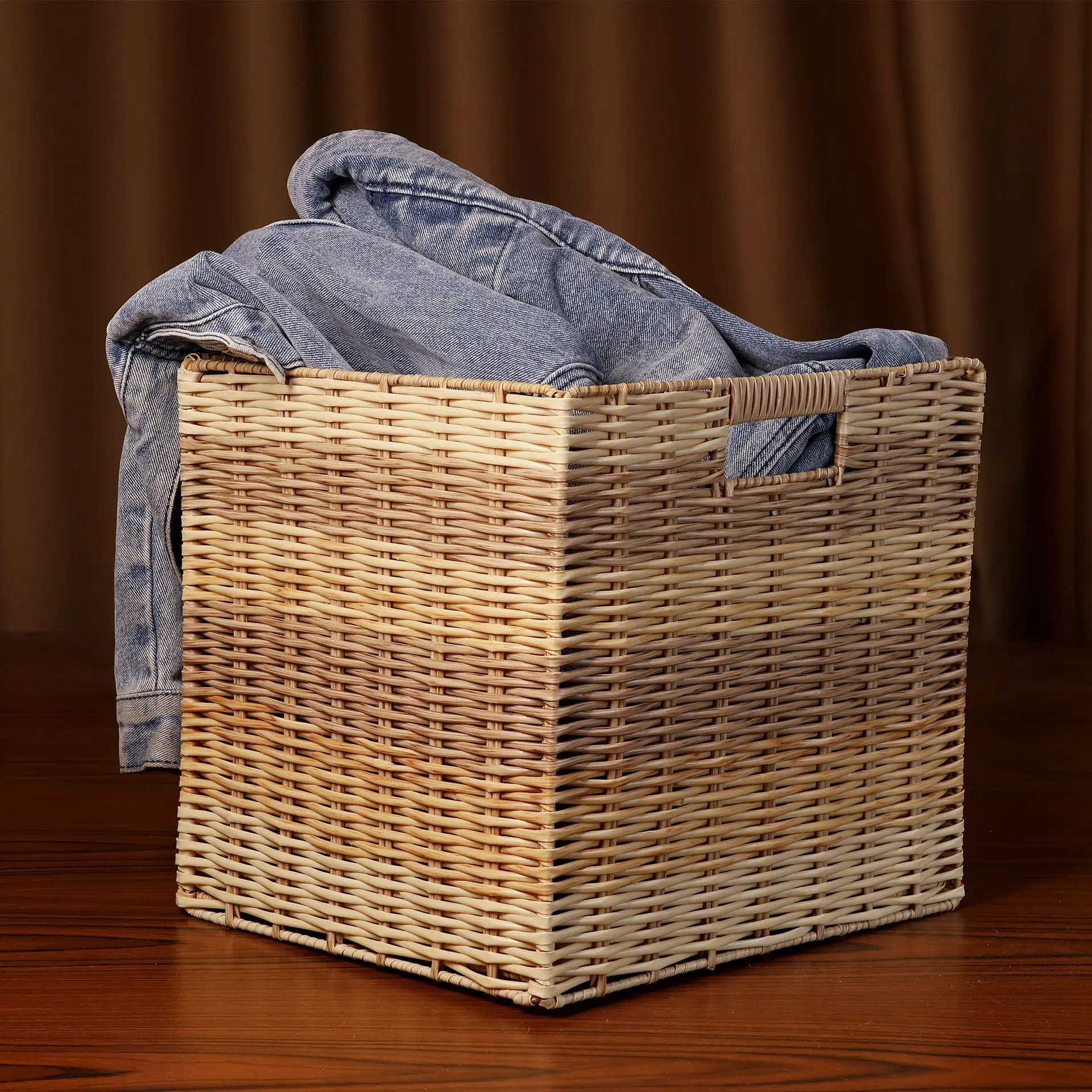Imitation rattan woven large capacity clothes sundries foldable storage basket hand woven kitchen bathroom bedroom toy storage
Imitation rattan woven large capacity clothes sundries foldable storage basket hand woven kitchen bathroom bedroom toy storage
