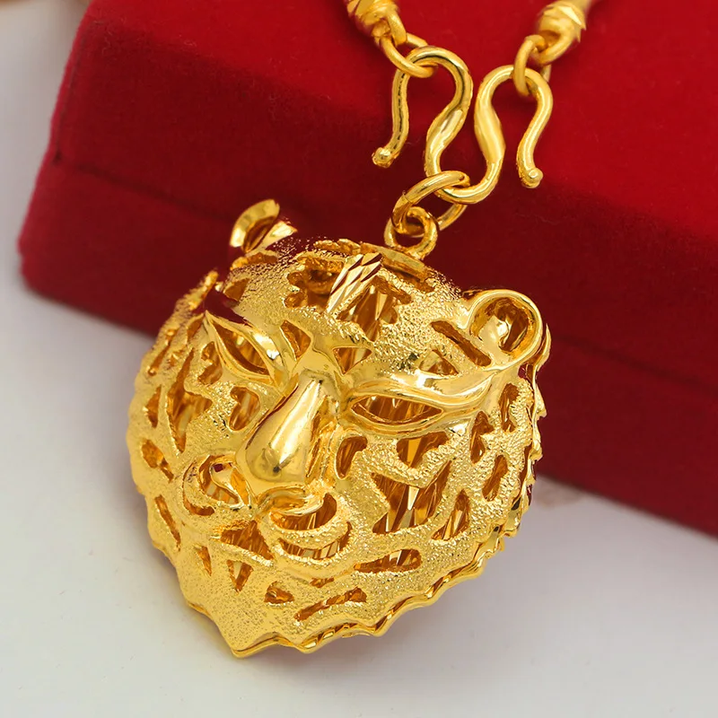 9999 24K real gold men's pendant jewelry tiger head domineering pendant unique shape exquisite craftsmanship
9999 24K real gold men's pendant jewelry tiger head domineering pendant unique shape exquisite craftsmanship
