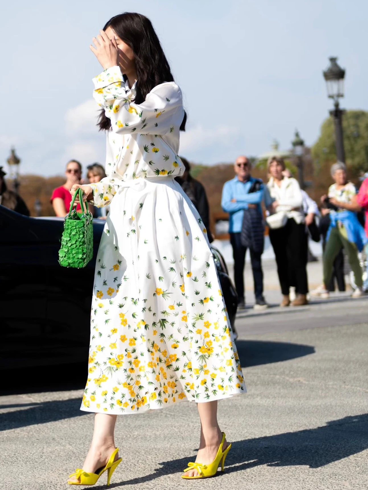 Country Style White Floral Print Midi Skirt Women's A-Line Loose Fit High Waist Cotton Gown Elegant Atmosphere
Country Style White Floral Print Midi Skirt Women's A-Line Loose Fit High Waist Cotton Gown Elegant Atmosphere