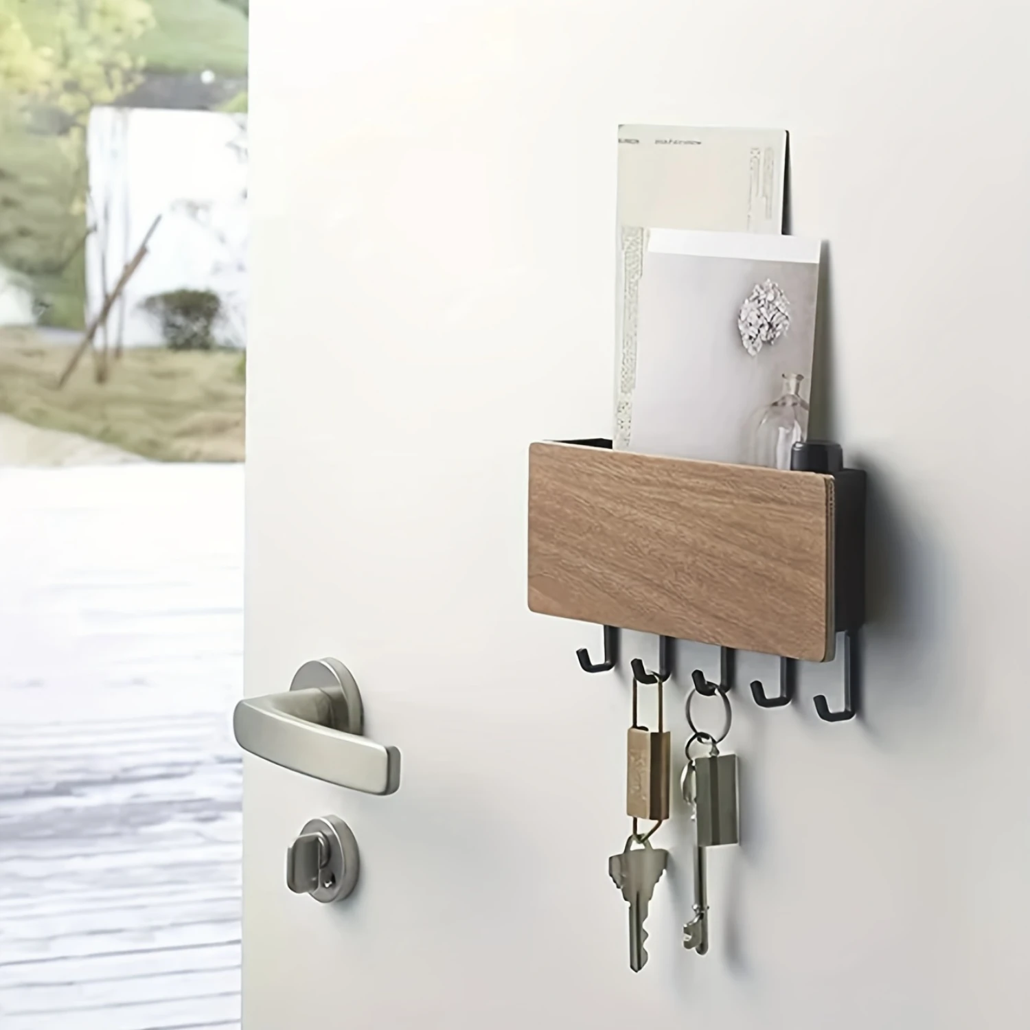 1pc Wooden Key Hook and Box - Stylish and Practical Organizer for Small Items, Perfect for Entryway and Decor
1pc Wooden Key Hook and Box - Stylish and Practical Organizer for Small Items, Perfect for Entryway and Decor