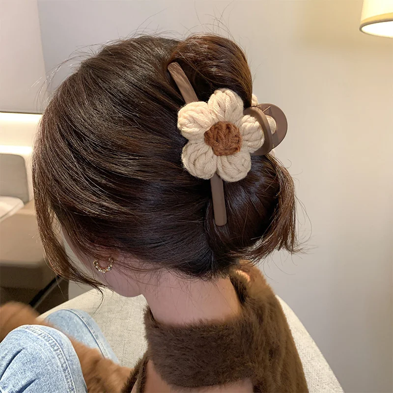 Vintage Big Flower Hair Claw New Trendy Large Hairgrips Barrettes Hair Clip Pin Hairpin For Women Hair Ornament Jewelry Headwear
Vintage Big Flower Hair Claw New Trendy Large Hairgrips Barrettes Hair Clip Pin Hairpin For Women Hair Ornament Jewelry Headwear