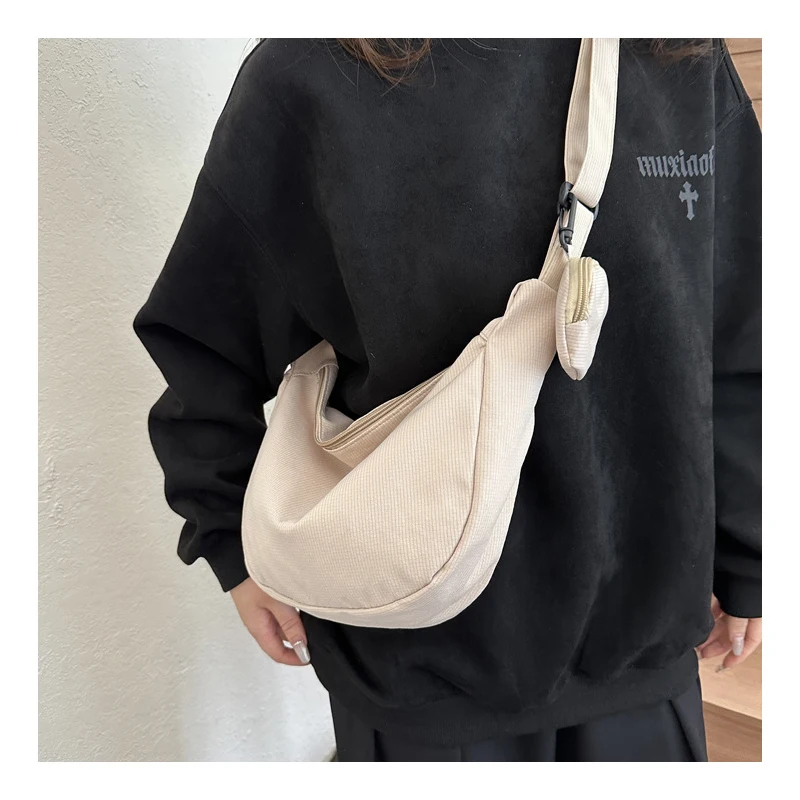 Холщовая сумка-кроссбоди женская, большая вместительная повседневная универсальная сумка-пельмень, сумка-тоут для студентов, для занятий и поездок на работу
Холщовая сумка-кроссбоди женская, большая вместительная повседневная универсальная сумка-пельмень, сумка-тоут для студентов, для занятий и поездок на работу