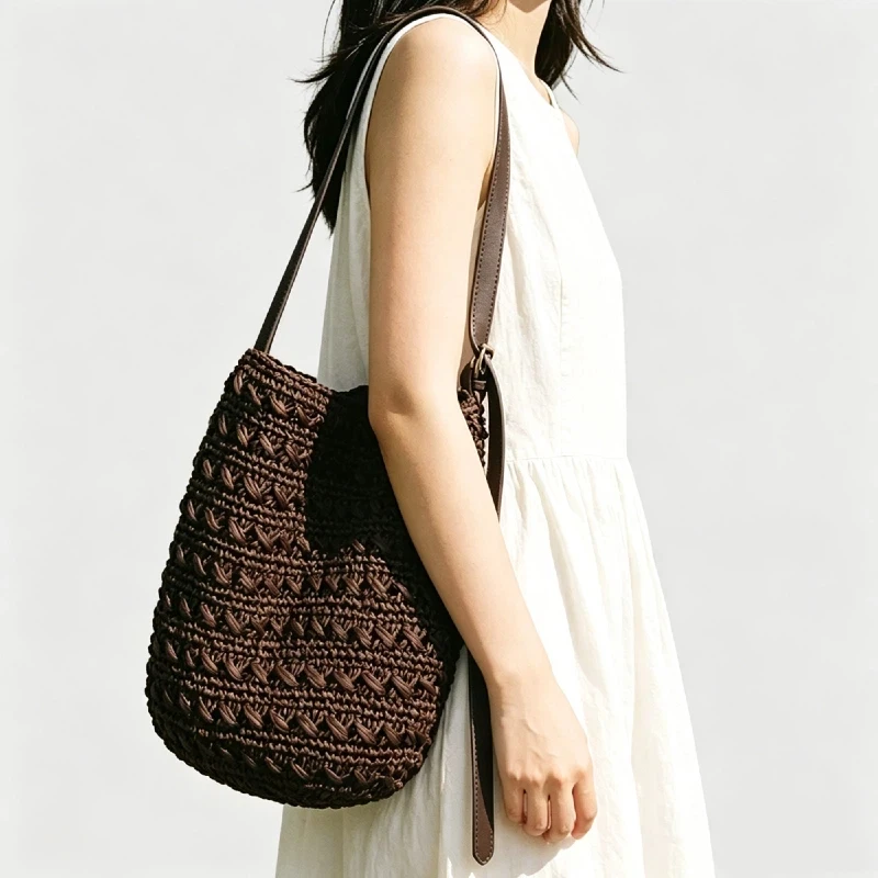Retro Woven Bucket Bag Trend Coffee Tote Bag Summer Beach Vacation Straw Shoulder Bag Women's Casual Commut Handbag
Retro Woven Bucket Bag Trend Coffee Tote Bag Summer Beach Vacation Straw Shoulder Bag Women's Casual Commut Handbag