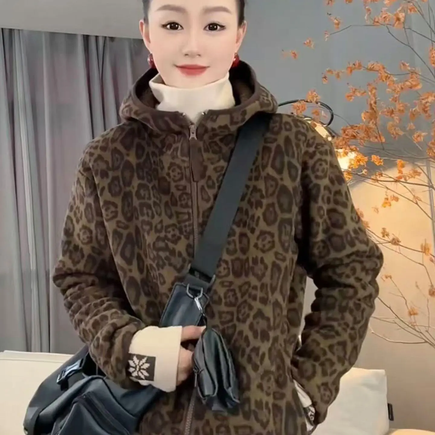Womens Leopard Print Hooded Coat Casual Fleece Zipper Jacket Autumn Winter
Womens Leopard Print Hooded Coat Casual Fleece Zipper Jacket Autumn Winter