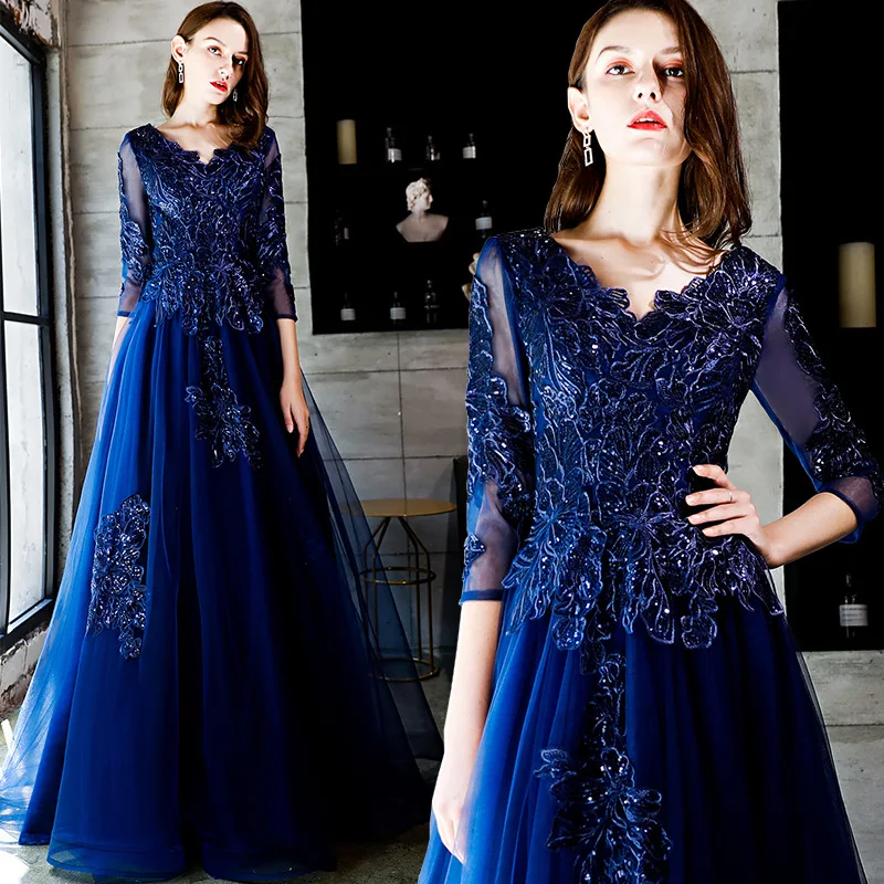 2026 Women's New Embroidered V-neck Banquet Evening Dress Fashionable Slimming Performance Puff Skirt Bareback Strap Long Dress
2026 Women's New Embroidered V-neck Banquet Evening Dress Fashionable Slimming Performance Puff Skirt Bareback Strap Long Dress
