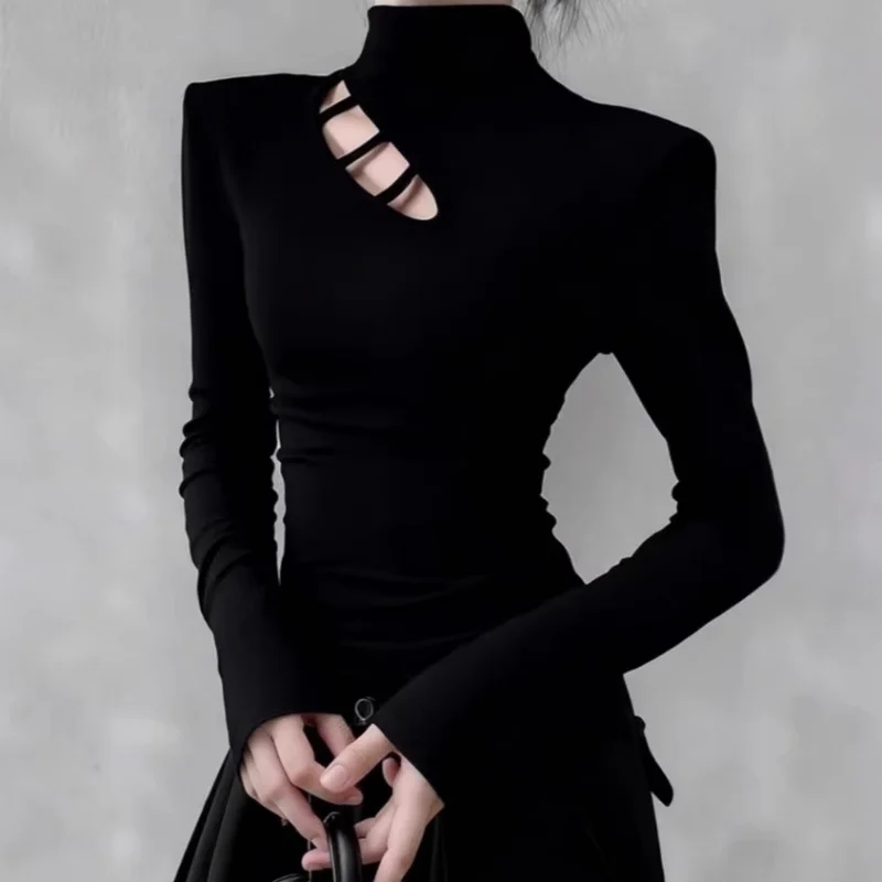 Half-high collar, brushed and fleece-lined, long-sleeved knitted women's black base layer top autumn and winter2026New hollo
Half-high collar, brushed and fleece-lined, long-sleeved knitted women's black base layer top autumn and winter2026New hollo