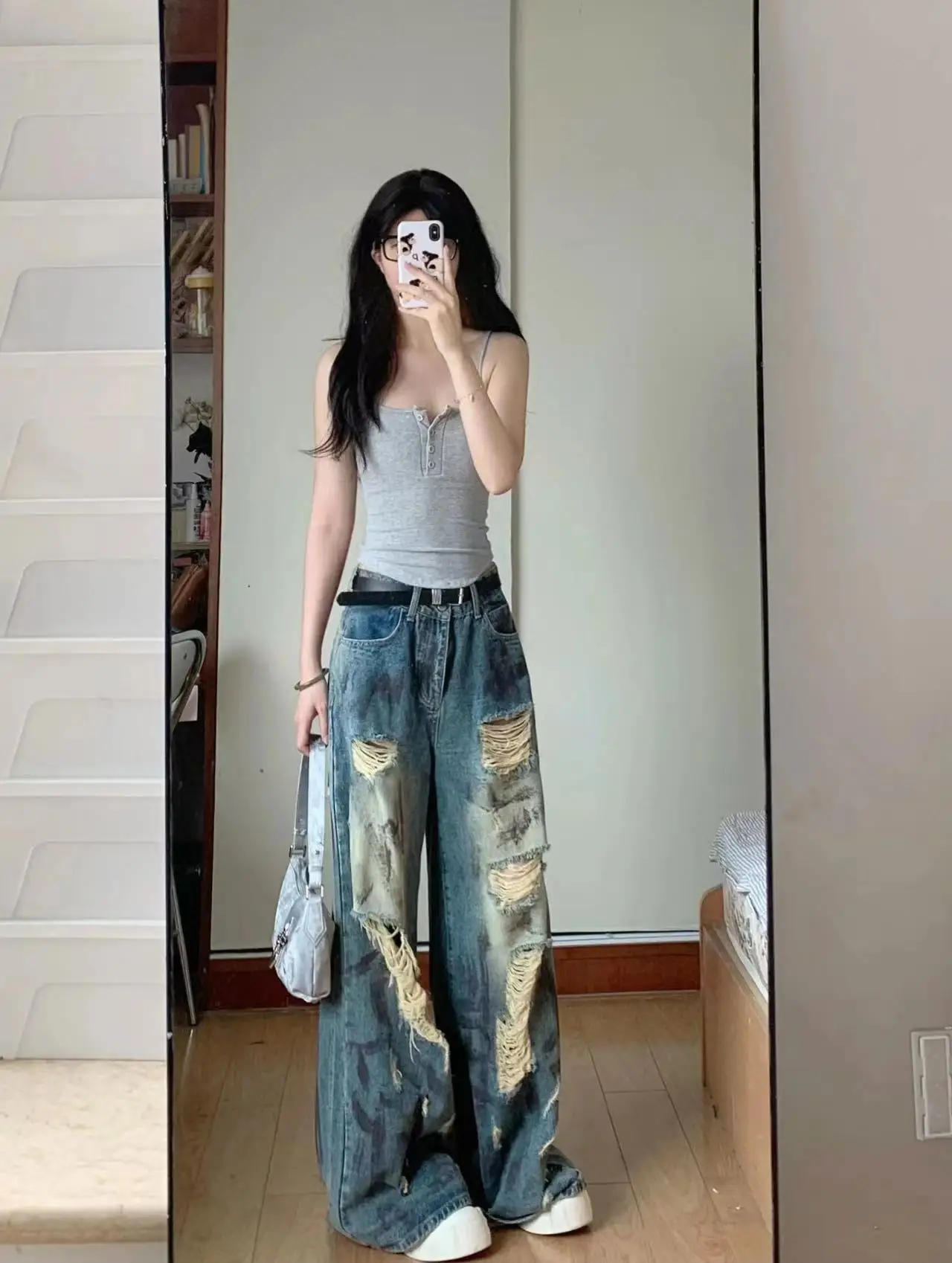 Loose Wide Leg Jeans Women's Summer New Style American Retro Spicy Girl Lazy Style High Waist Long Pants Floor-Length
Loose Wide Leg Jeans Women's Summer New Style American Retro Spicy Girl Lazy Style High Waist Long Pants Floor-Length