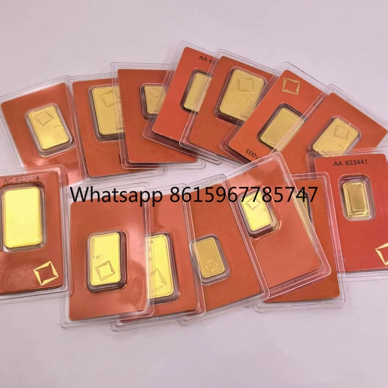 Швейцарские бемагнитные позолоченные батончики 1 унция/20 г/5 г с различными поделками с серийными номерами для коллекции
Швейцарские бемагнитные позолоченные батончики 1 унция/20 г/5 г с различными поделками с серийными номерами для коллекции