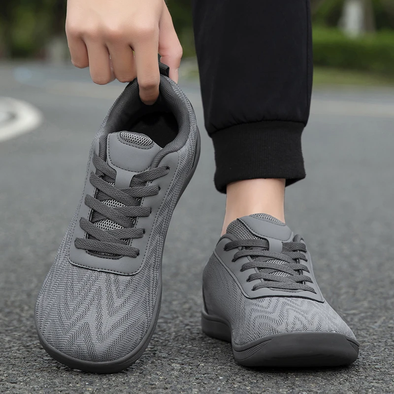 New Men Wide Toe Barefoot Shoes Running Unisex Women Walking Shoes Breathable Lightweight and Trail Fashion Outdoor Minimalist
New Men Wide Toe Barefoot Shoes Running Unisex Women Walking Shoes Breathable Lightweight and Trail Fashion Outdoor Minimalist