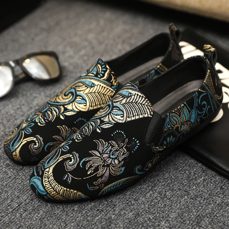 ELUVA мужские лоферы дышащие легкие туфли для вождения нескользящая повседневная прогулочная обувь модные мужские кроссовки без шнуровки летние
ELUVA мужские лоферы дышащие легкие туфли для вождения нескользящая повседневная прогулочная обувь модные мужские кроссовки без шнуровки летние