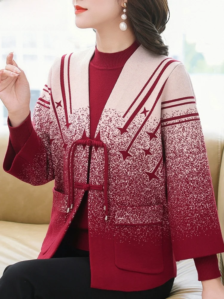 Новый китайский осенний комплект из двух предметов: вязаный базовый топ и кардиган для женщин среднего и старшего возраста
Новый китайский осенний комплект из двух предметов: вязаный базовый топ и кардиган для женщин среднего и старшего возраста