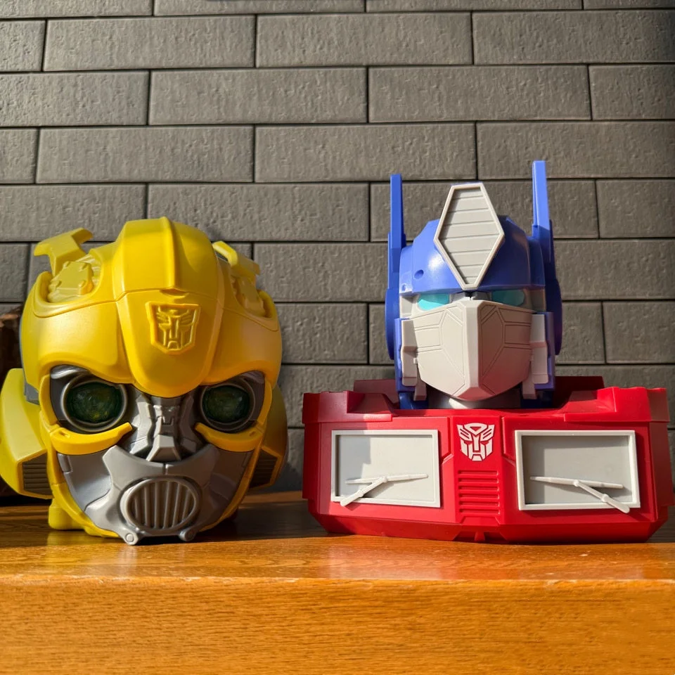 Genuine Limited Edition Transforming Robot Optimus Prime 20cm Luminous Bumblebee Popcorn Bucket Storage Collection Model Toys
Genuine Limited Edition Transforming Robot Optimus Prime 20cm Luminous Bumblebee Popcorn Bucket Storage Collection Model Toys